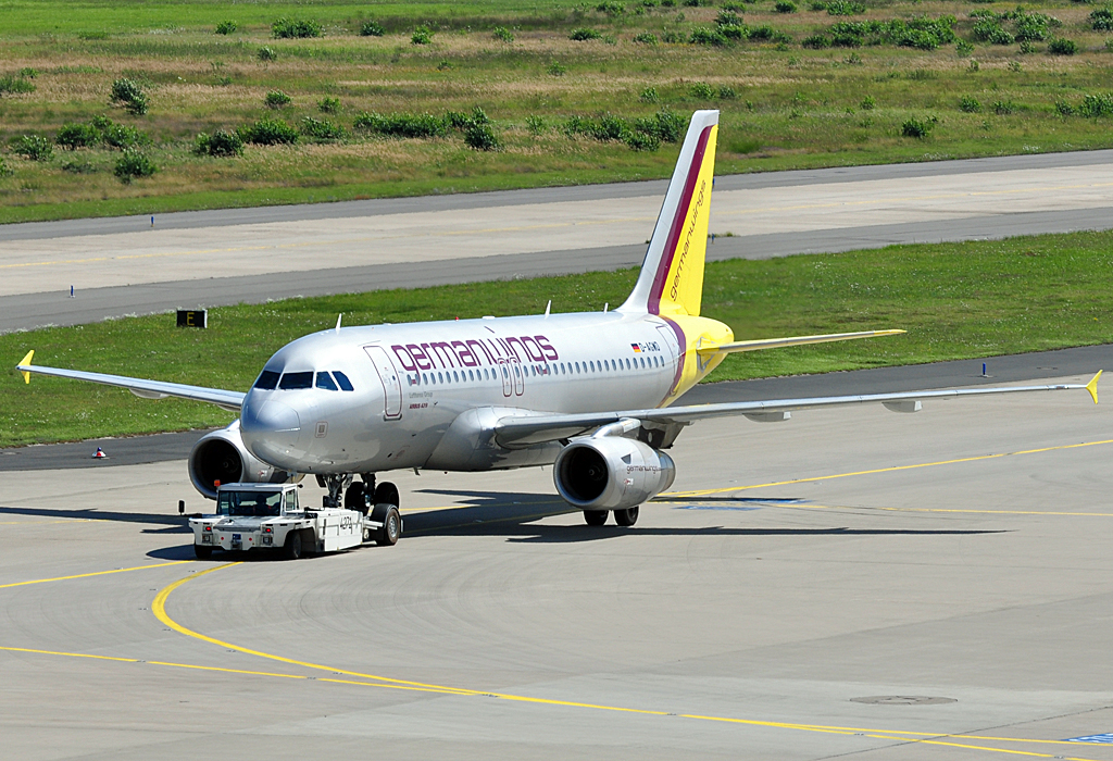 A 319-132 D-AGWD Germanwings pushpull in Kln-Bonn - 12.08.2012