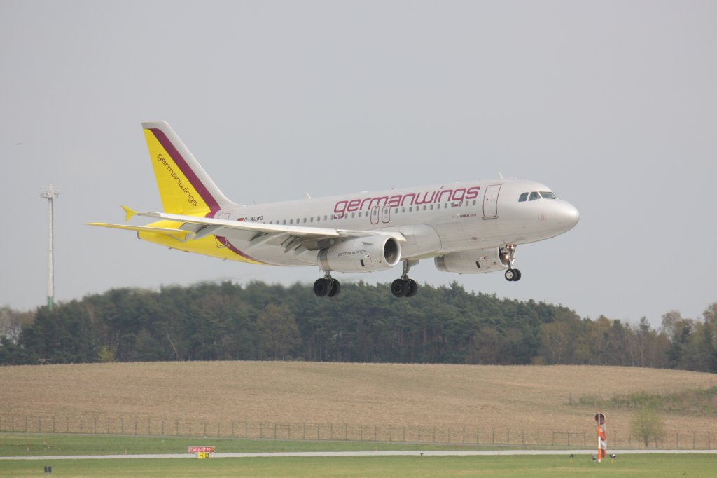 A319 (D-AWGQ) von Germanwings auf dem Flughafen von Dresden. Fotografiert am 17.04.2011. 