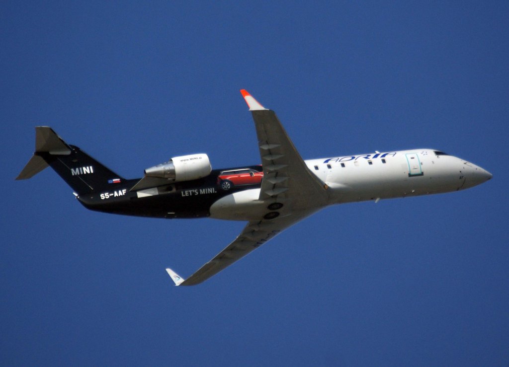 Adria Airways, S5-AAF, Bombardier CRJ-200 LR (Mini-Reklame Sticker), 2010.10.13, FRA-EDDF, Frankfurt, Germany