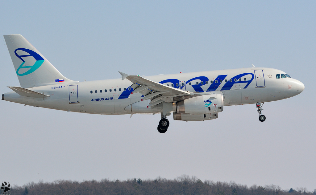 ADRIA S5-AAP, Airbus A319-132 bei Trainingsflug; Maribor Flughafen MBX. /16.3.2013