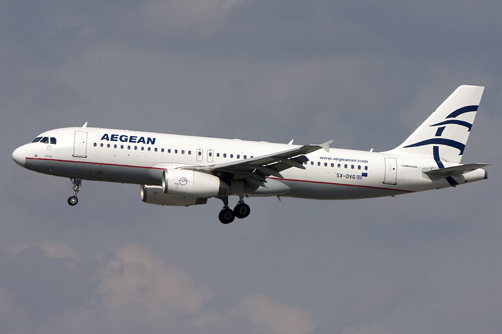 Aegan Airlines, SX-DVG, Airbus, A320-232, 02.04.2010, FRA, Frankfurt, Germany

