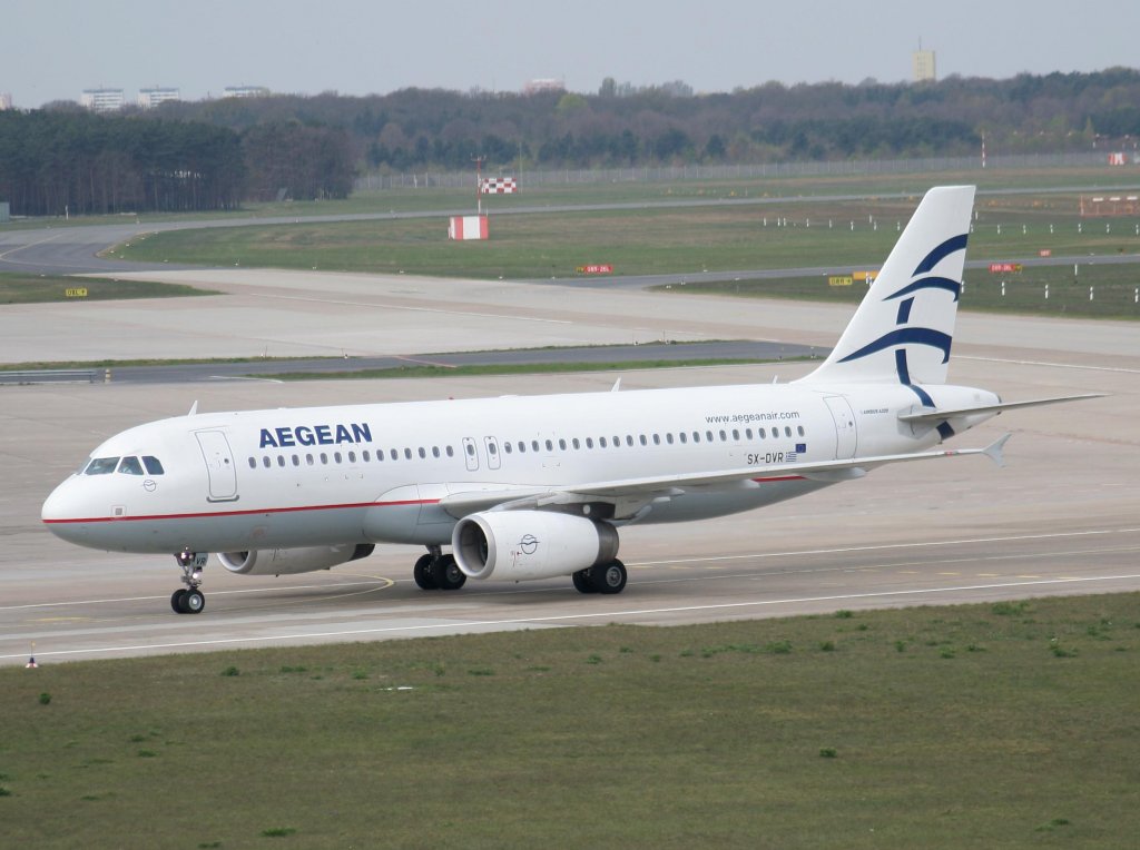 Aegean A 320-232 SX-DVR bei der Ankunft in Berlin-Tegel am 24.04.2010