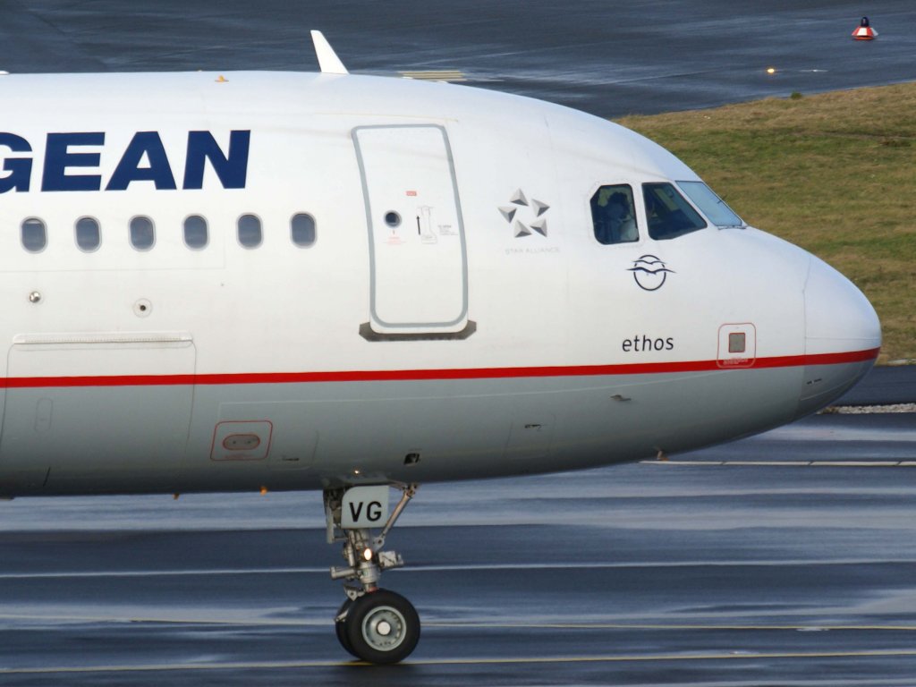 Aegean Airlines, SX-DVG  Ethos , Airbus, A 320-200 (Bug/Nose), 06.01.2012, DUS-EDDL, Dsseldorf, Germany 