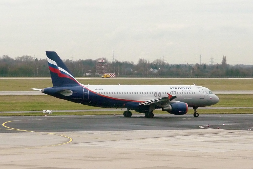 Aeroflot Airbus A320-214, VQ-BCN, in DUS, 10.1.12