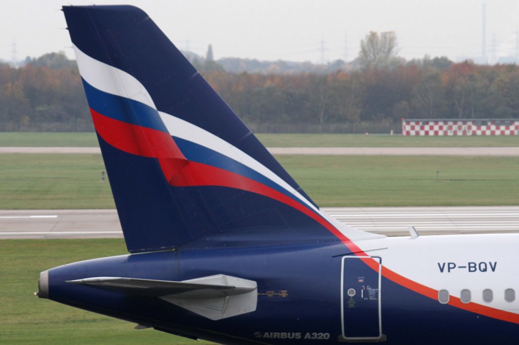 Aeroflot, VP-BQV  V.Vasnetsov , Airbus, A 320-200 (Seitenleitwerk/Tail), 10.11.2012, DUS-EDDL, Dsseldorf, Germany 