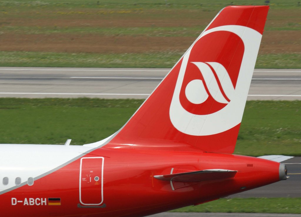 Air Berlin , D-ABCH, Airbus A 321-200 (Seitenleitwerk/Tail), 28.07.2011, DUS-EDDL, Dsseldorf, Germany 

