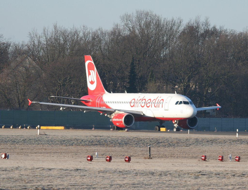 Air Berlin A 319-112 D-ABGN am 06.03.2011 auf dem Flughafen Berlin-Tegel