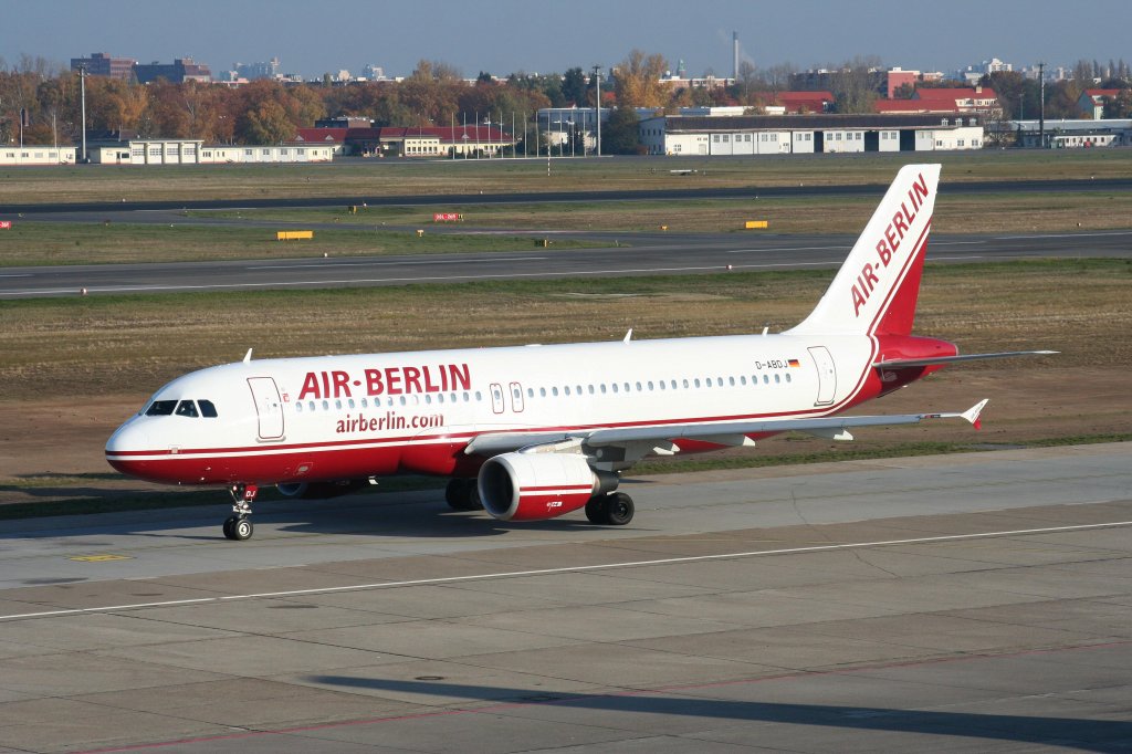 Air Berlin A 320-214 D-ABDJ am 31.10.2009 auf dem Flughafen Berlin-Tegel
