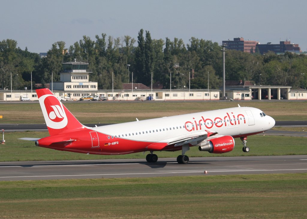 Air Berlin A 320-214 D-ABFG beim Start n Berlin-Tegel am 05.09.2010
