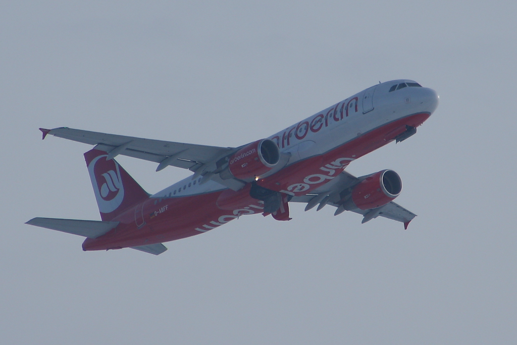 Air Berlin 
Airbus A320-214 
D-ABFF
Stuttgart
28.11.10