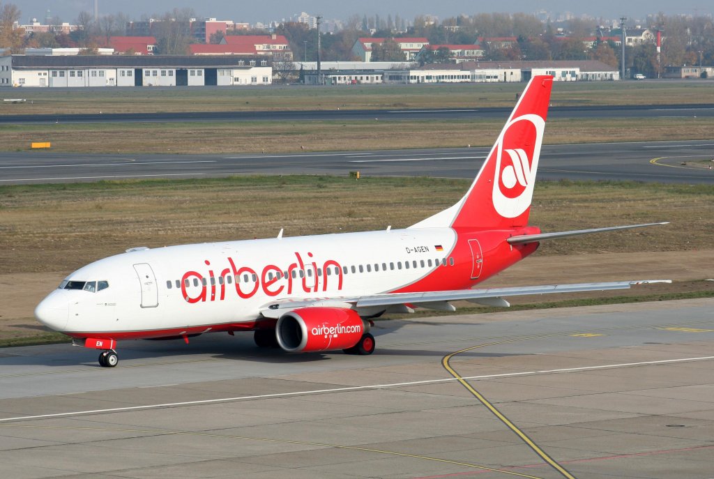 Air Berlin B 737-75B D-AGEN am 01.11.2009 auf dem Flughafen Berlin-Tegel