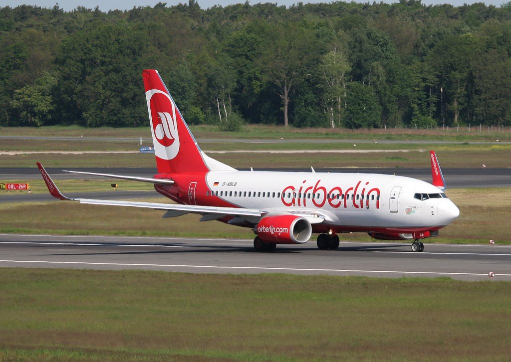 Air Berlin B 737-76J D-ABLB beim Start in Berlin-Tegel am 03.06.2010
