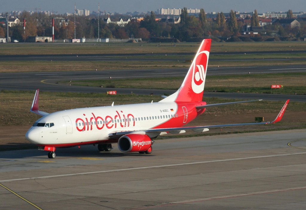 Air Berlin B 737-76J(WL) D-AGEC am 31.10.2009 auf dem Flughafen Berlin-Tegel
