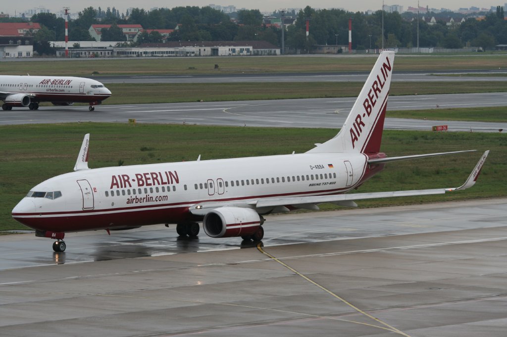 Air Berlin B 737-86J D-ABBA bei der Ankunft in Berlin-Tegel am 04.09.2010