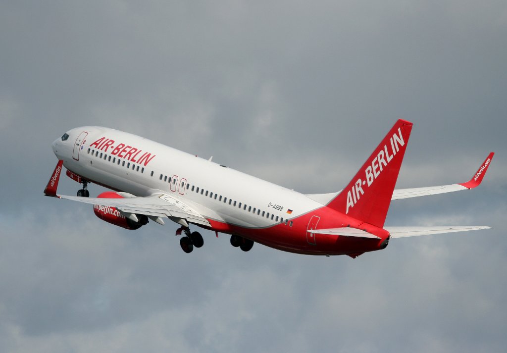 Air Berlin B 737-86J D-ABBB beim Start in Berlin-Tegel am 17.05.2012
