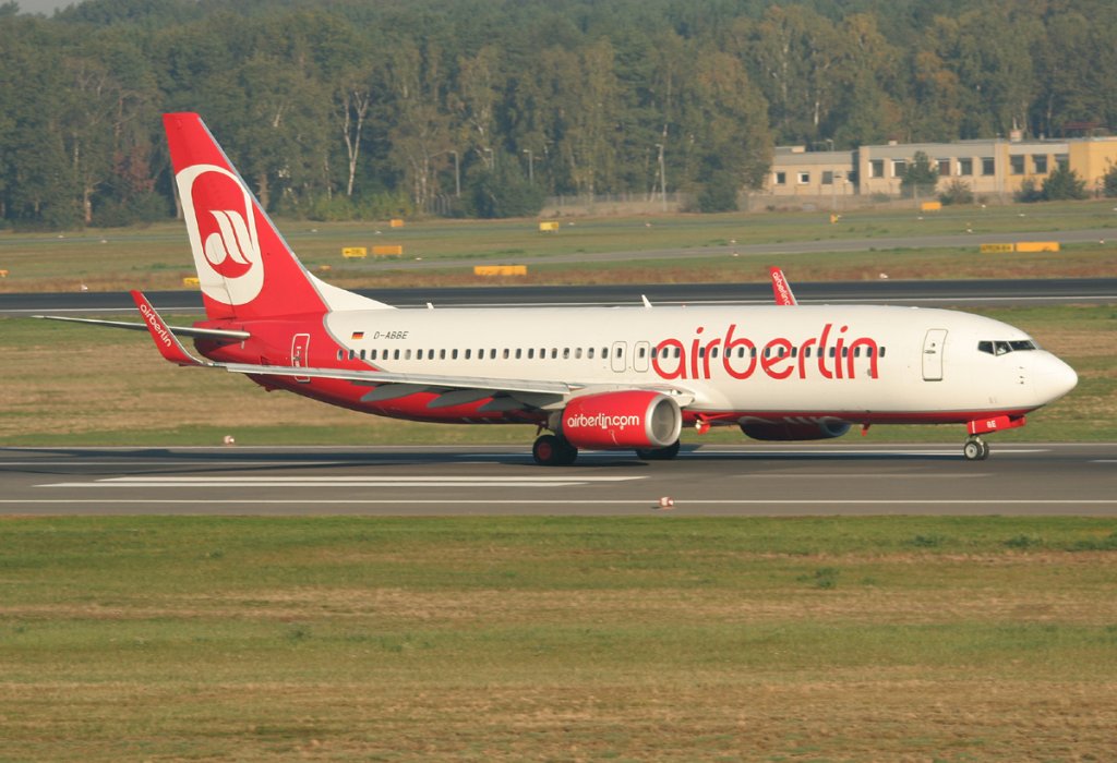 Air Berlin B 737-86J D-ABBE beim Start in Berlin-Tegel am 01.10.2011