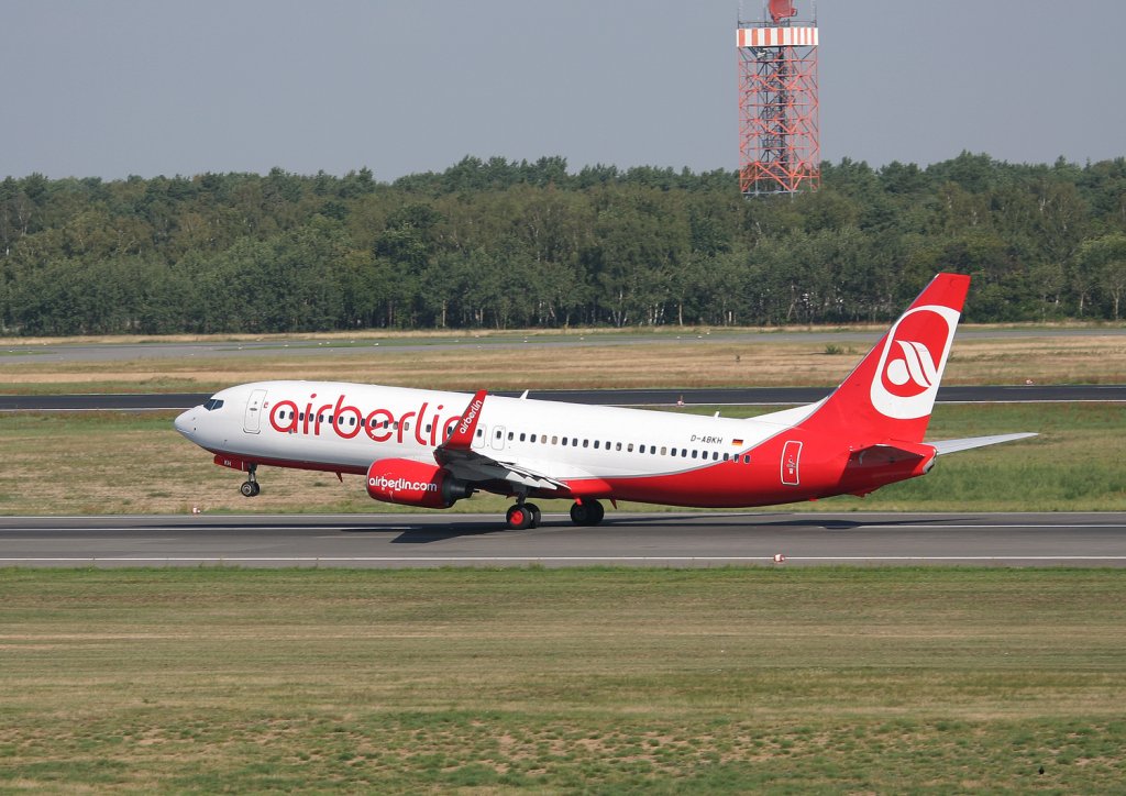 Air Berlin B 737-86J D-ABKH beim Start in Berlin-Tegel am 22.08.2010