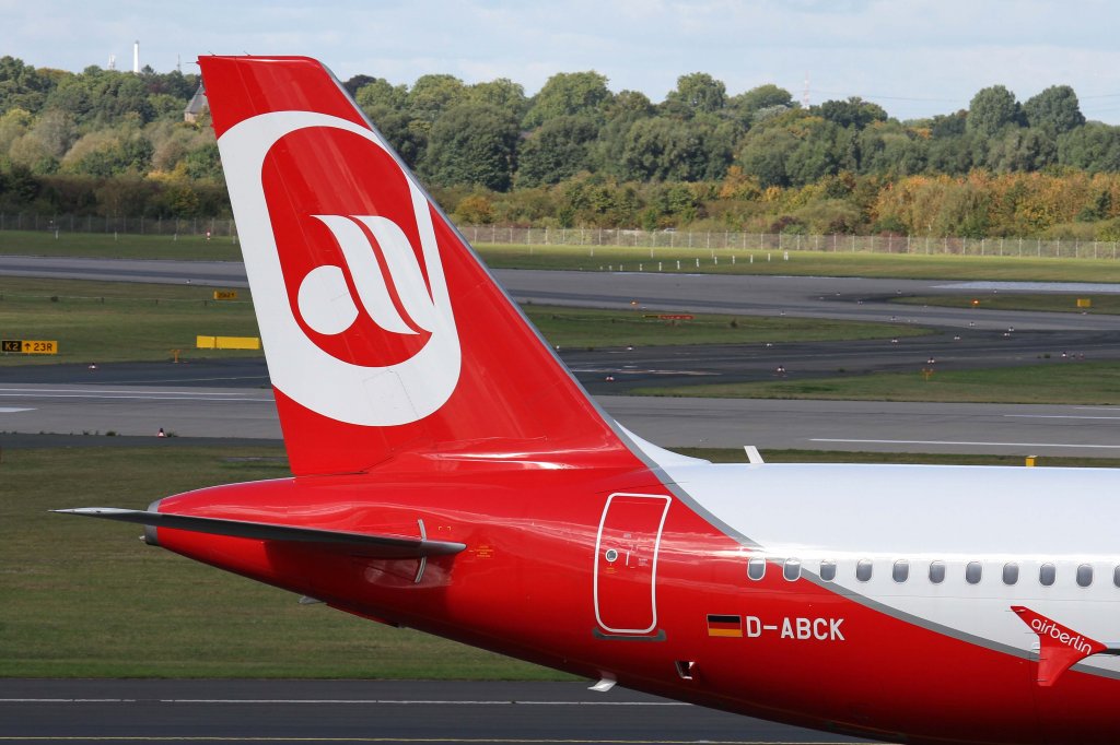 Air Berlin, D-ABCK, Airbus, A 321-200 (Seitenleitwerk/Tail), 22.09.2012, DUS-EDDL, Dsseldorf, Germany