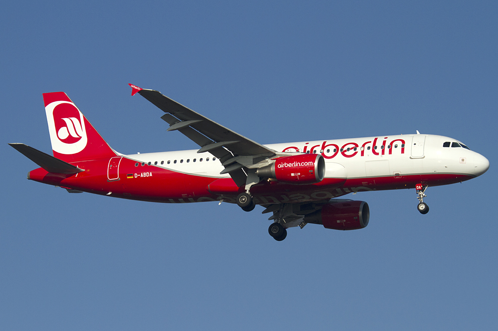 Air Berlin, D-ABDA, Airbus, A320-214, 17.02.2011, FRA, Frankfurt, Germany 




