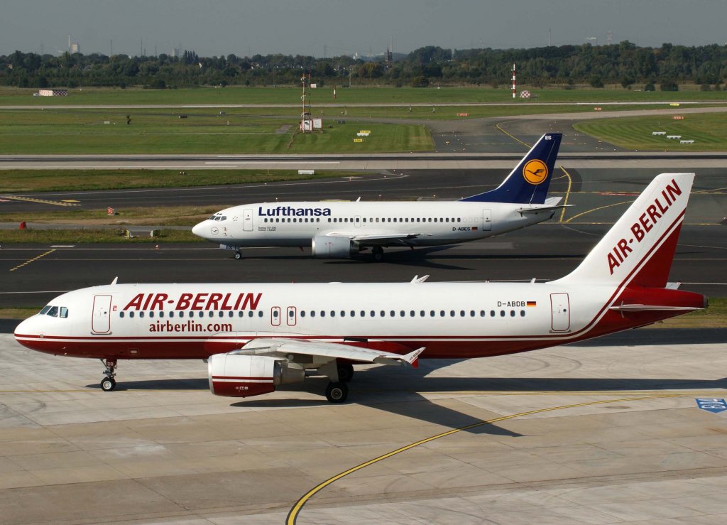 Air Berlin, D-ABDB (alte-AB-Lackierung), Airbus A 320-200, 2008.09.26, DUS, Dsseldorf, Germany