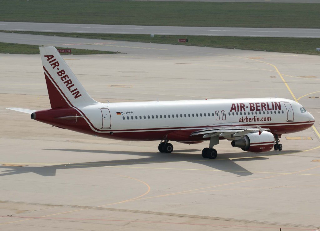 Air Berlin, D-ABDP (alte-AB-Lackierung), Airbus A 320-200, 2009.09.25, STR, Stuttgart, Germany