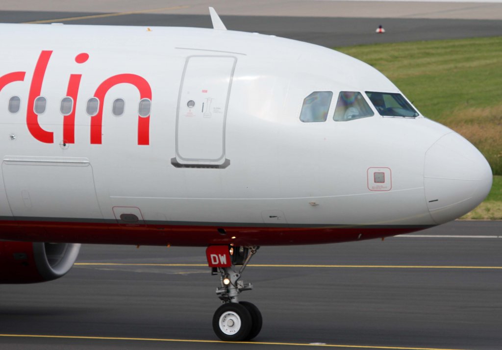 Air Berlin, D-ABDW, Airbus, A 320-200 (Bug/Nose), 01.07.2013, DUS-EDDL, Dsseldorf, Germany 