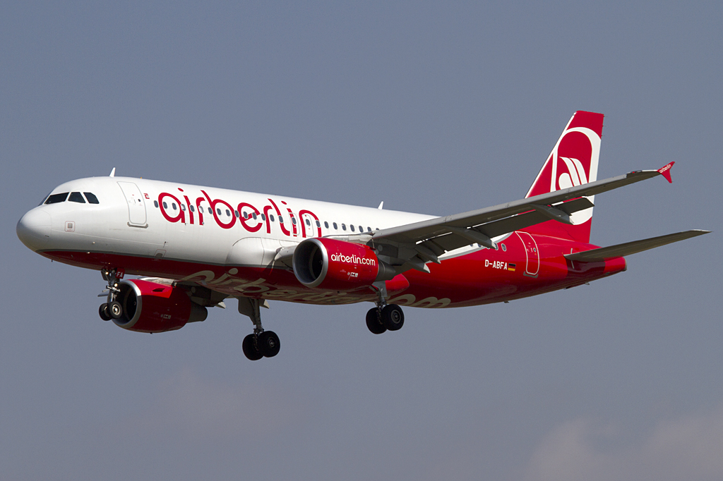 Air Berlin, D-ABFA, Airbus, A320-214, 06.09.2010, BCN, Barcelona, Spain 




