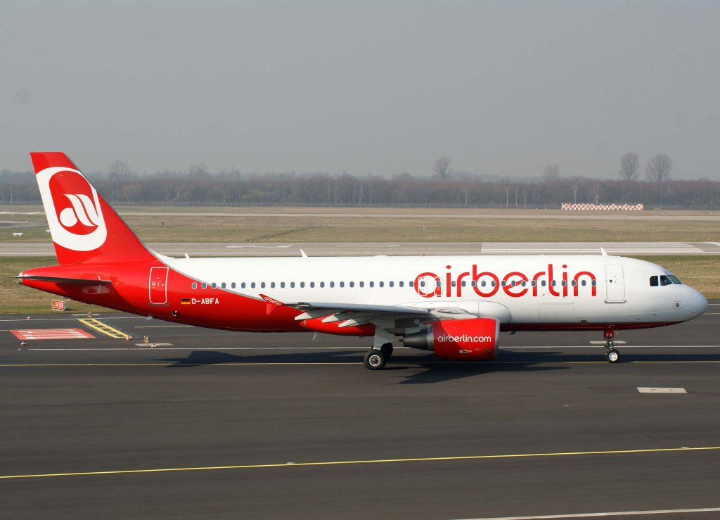 Air Berlin, D-ABFA (neue AB-Lackierung), Airbus A 320-200, 04.03.2011, DUS, Dsseldorf, Germany
