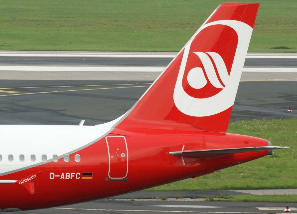 Air Berlin, D-ABFC, Airbus A 320-200 (Seitenleitwrk/Tail), 28.07.2011, DUS-EDDL, Dsseldorf, Germany 

