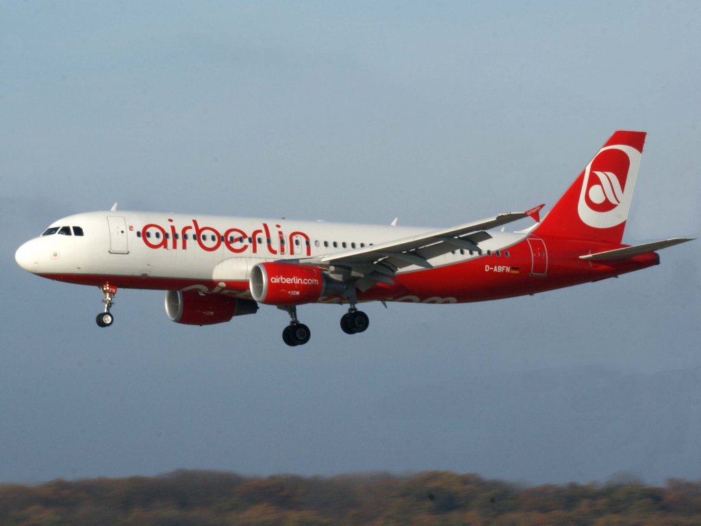 Air Berlin, D-ABFN, Airbus A 320-200, 13.11.2011, DUS-EDDL, Dsseldorf, Germany 