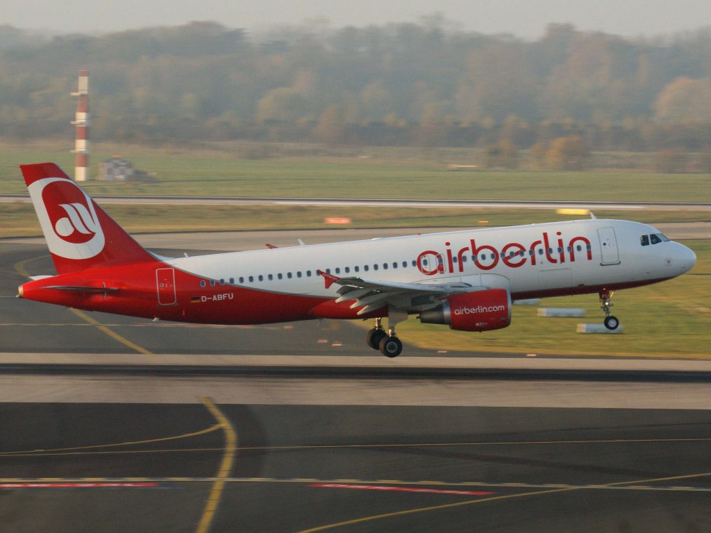 Air Berlin, D-ABFU, Airbus A 320-200, 13.11.2011, DUS-EDDL, Dsseldorf, Germany 
