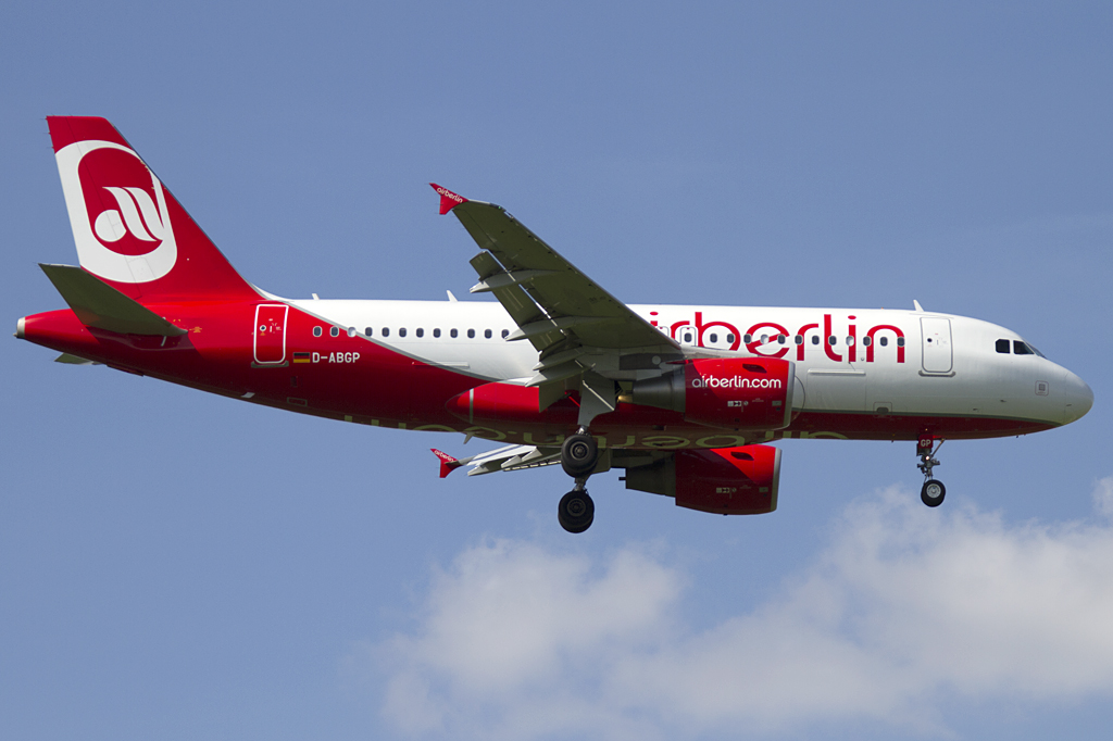 Air Berlin, D-ABGP, Airbus, A319-112, 29.04.2011, MUC, Muenchen, Germany 





