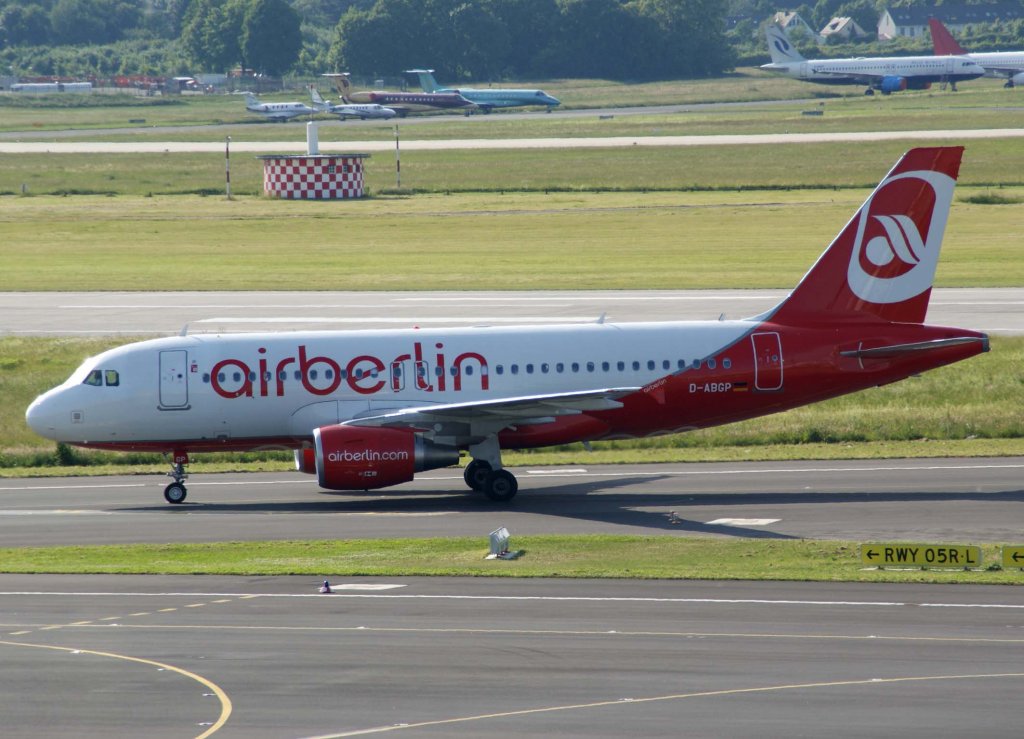 Air Berlin, D-ABGP (aktuelle-AB-Lackierung), Airbus A 319-100, 2009.05.24, DUS, Dsseldorf, Germany