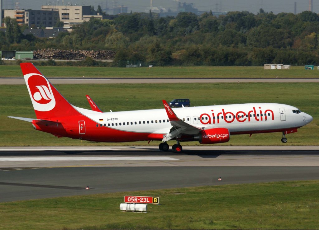 Air Berlin, D-ABKC (aktuelle AB-Lackierung), Boeing 737-800 WL, 2008.09.26, DUS, Dsseldorf, Germany