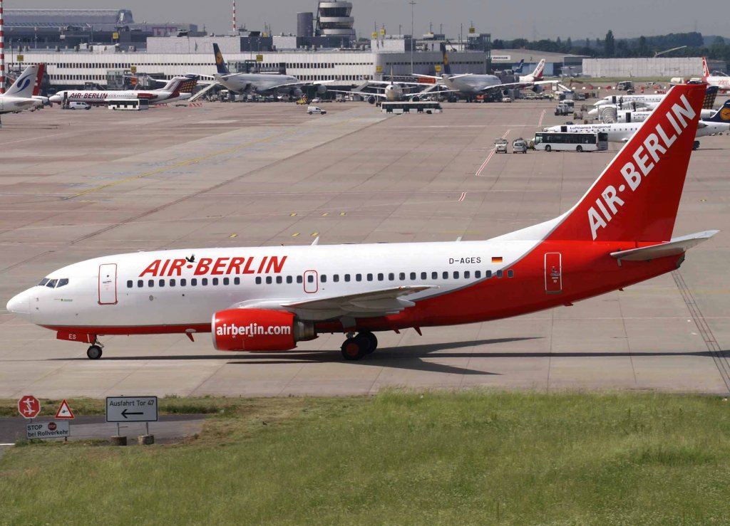 Air Berlin, D-AGES (mittlere-AB-Lackierung), Boeing 737-700, 2008.06.02, DUS, Dsseldorf, Germany