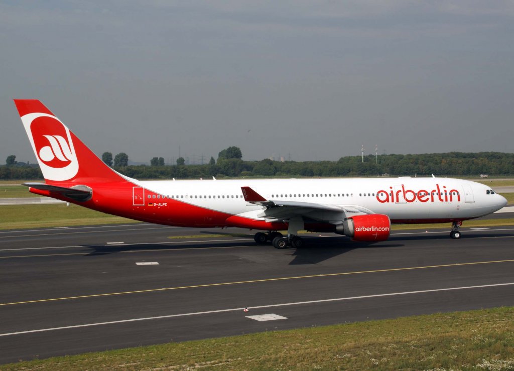Air Berlin, D-ALPC (aktuelle-AB-Lackierung), Airbus A 330-200, 2009.09.09, DUS, Dsseldorf, Germany
