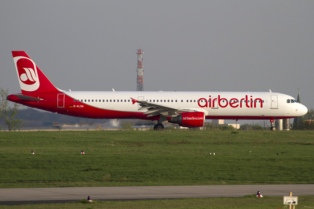 Air Berlin, D-ALSA, Airbus, A321-211, 06.04.2011, DUS, Dsseldorf, Germany



