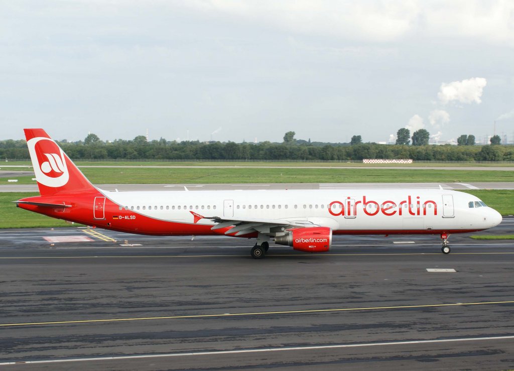 Air Berlin, D-ALSD (aktuelle AB-Lackierung), Airbus A 321-200, 2010.08.28, DUS, Dsseldorf, Germany