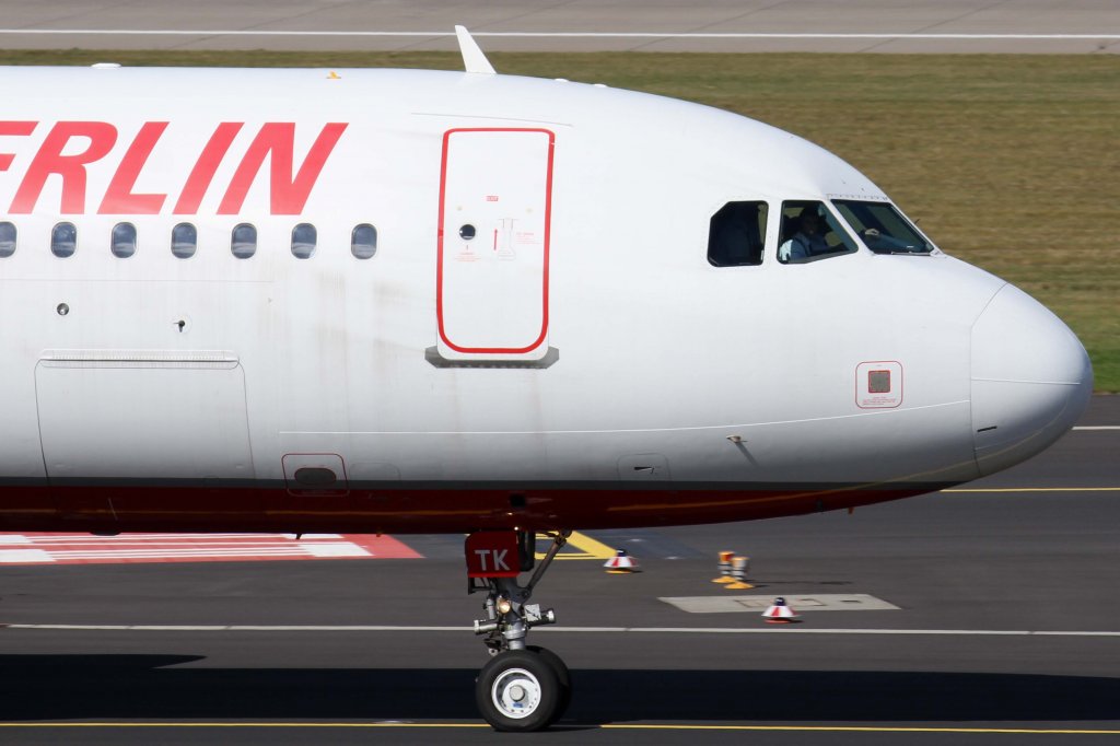 Air Berlin, D-ALTK, Airbus, A 320-200 (Bug/Nose), 22.09.2012, DUS-EDDL, Dsseldorf, Germany