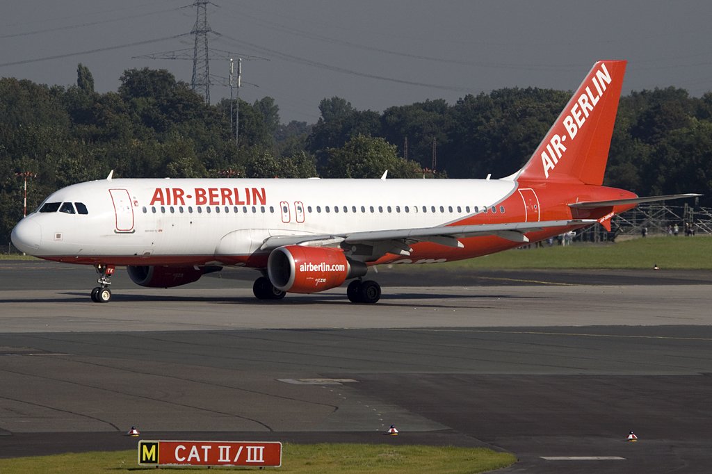 Air Berlin, D-ALTK, Airbus, A320-214, 26.08.2009, DUS, Duesseldorf, Germany 

