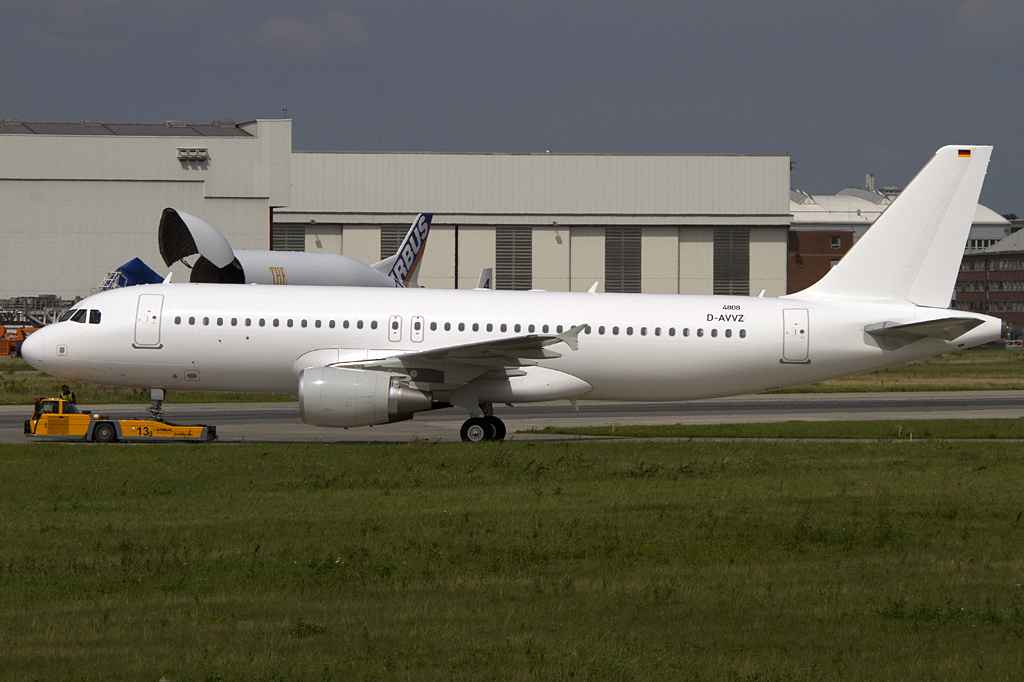 Air Berlin, D-AVVZ (later Reg.: D-ABFW), Airbus, A320-214, 28.07.2011, XFW, Hamburg-Finkenwerder, Germany 




