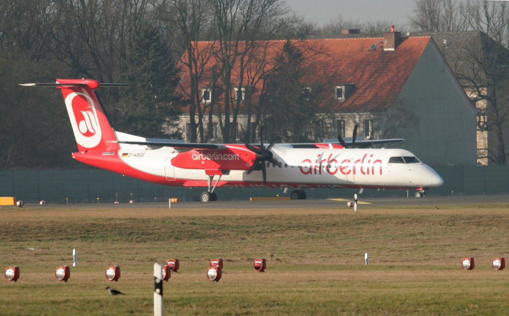 Air Berlin De Havilland Canada DHC-8-402Q D-ABQE kurz vor dem Start in Berlin-Tegel am 17.03.2012