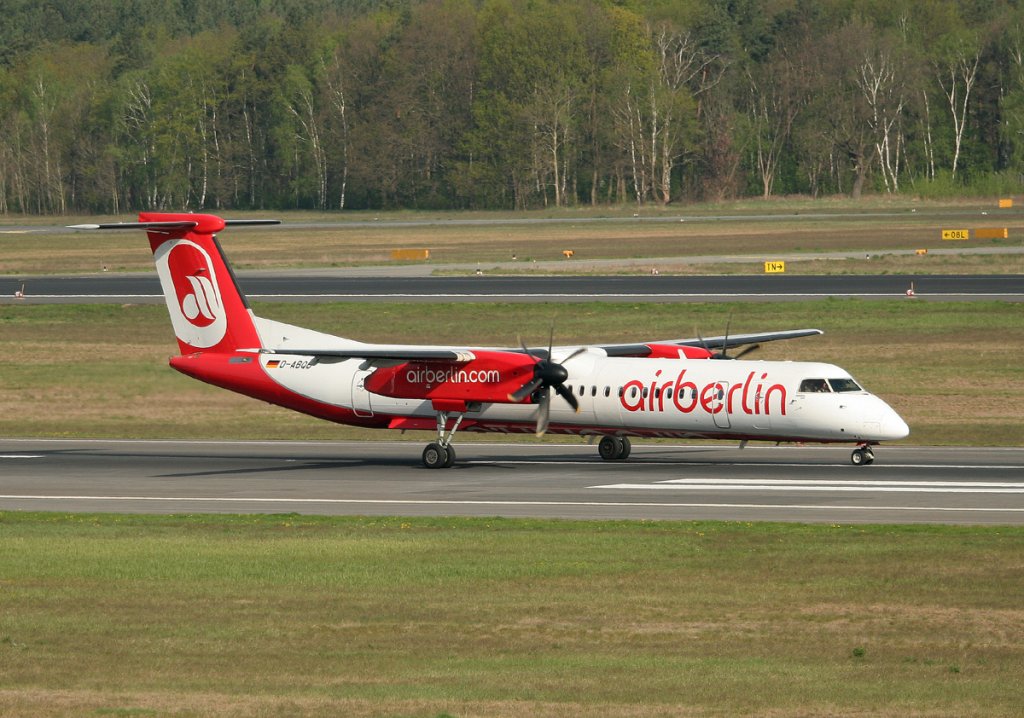 Air Berlin De Havilland Canada DHC-8-402Q D-ABQB beim Start in Berlin-Tegel am 28.04.2012