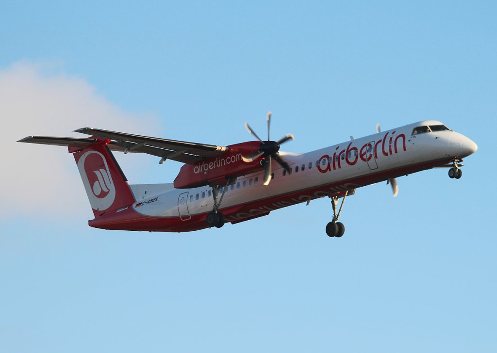 Air Berlin De Havilland Canada DHC-8-402Q D-ABQA bei der Landung in Berlin-Tegel am 01.03.2013
