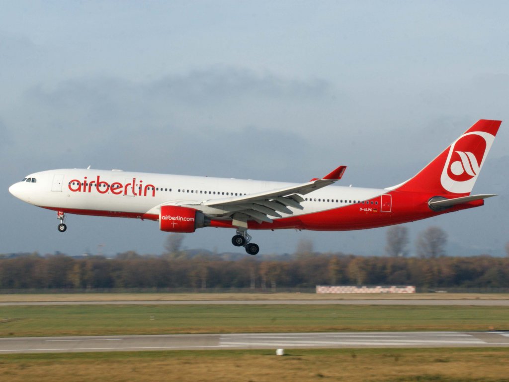 Air Berlin (ex LTU), D-ALPC, Airbus A 330-200, 13.11.2011, DUS-EDDL, Dsseldorf, Germany 