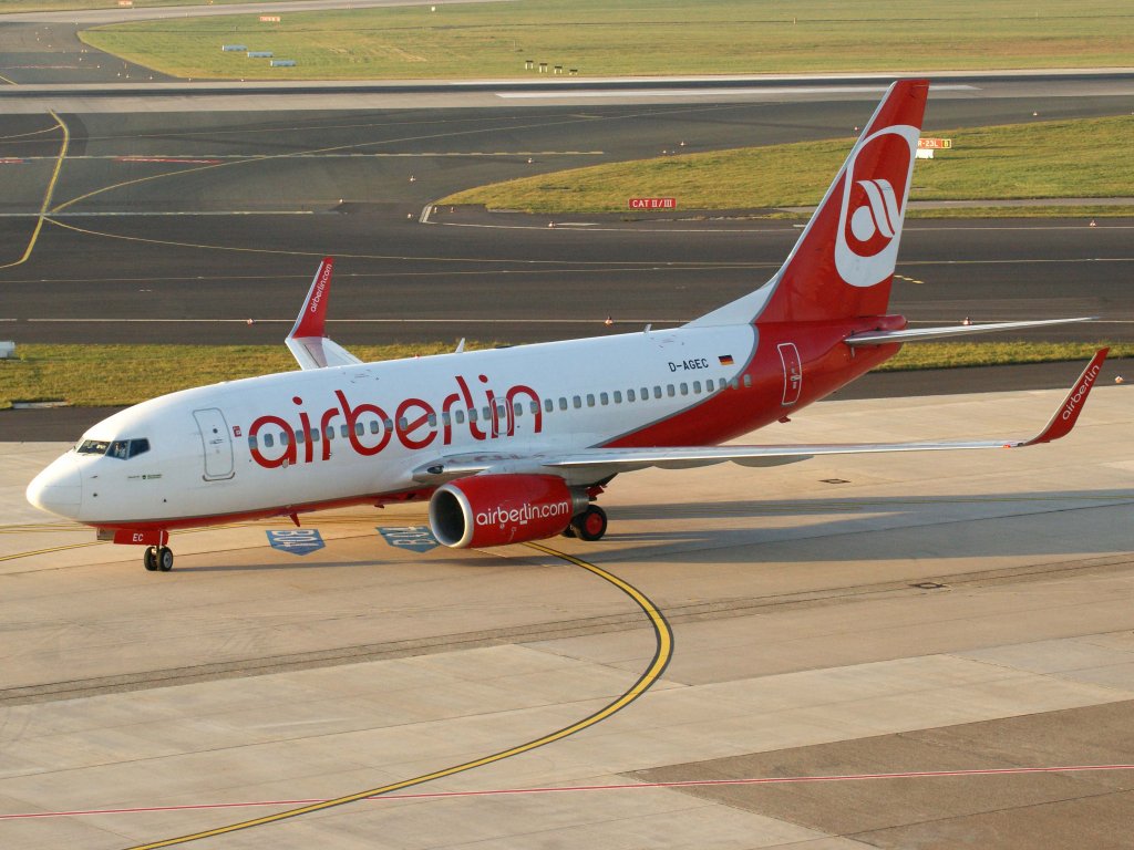 Air Berlin (Germania), D-AGEC, Boeing 737-700 wl, 13.11.2011, DUS-EDDL, Dsseldorf, Germany 