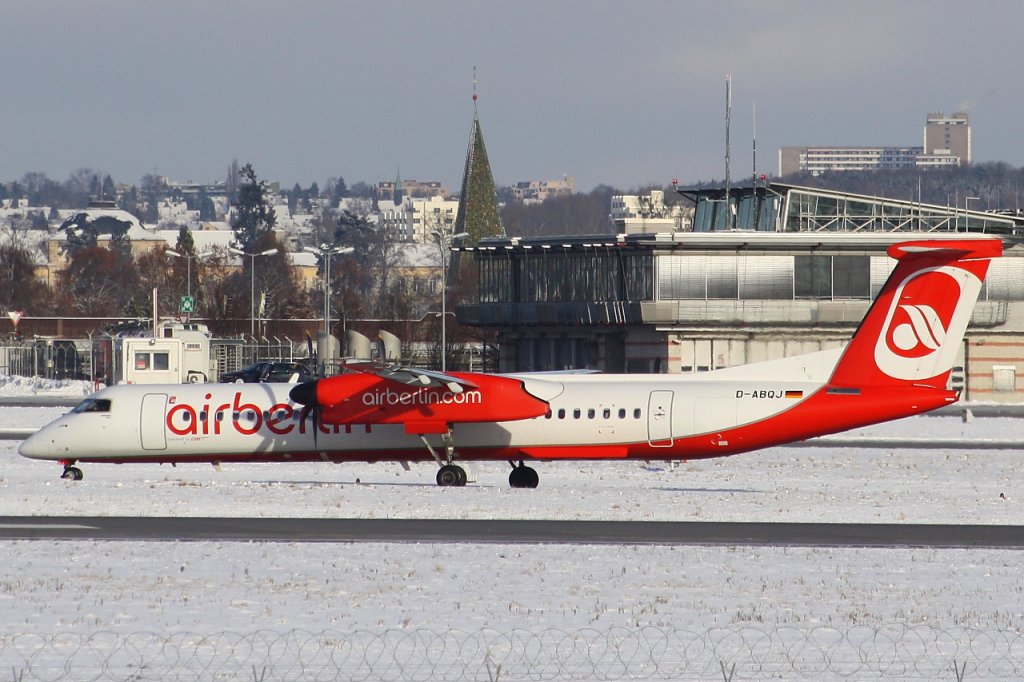 Air Berlin (LGW) 
De Havilland Canada DHC-8-402Q
D-ABQJ 
Stuttgart
18.12.10