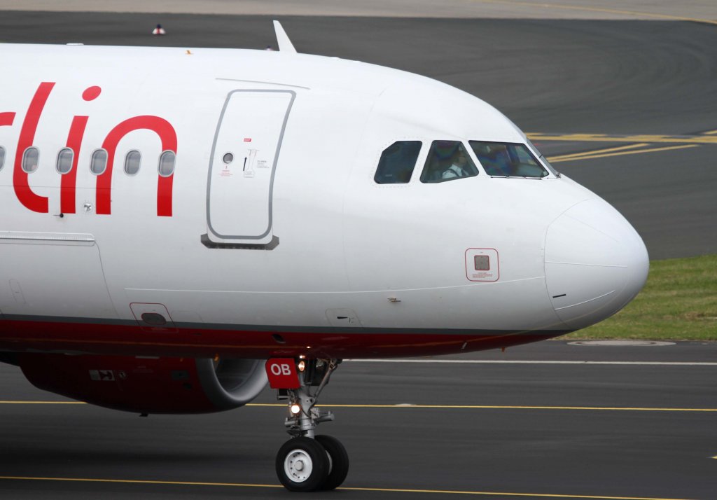 Air Berlin (Niki), OE-LOB, Airbus, A 319-100 (Bug/Nose), 01.07.2013, DUS-EDDL, Dsseldorf, Germany 