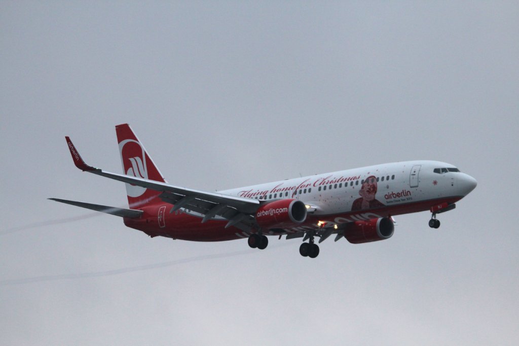 Air Berlin Santa Claus Tour 2012, B 737-86J D-ABMJ, TXL, 01.12.2012