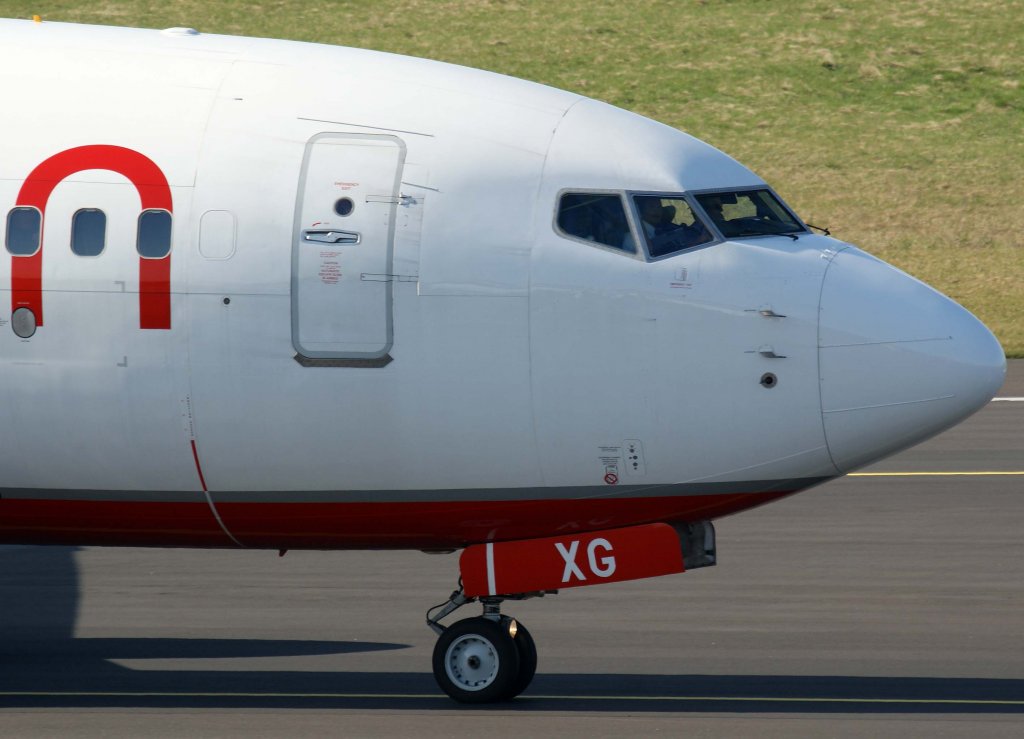 Air Berlin (TUIfly), D-AHXG, Boeing 737-800 WL (Nase/Nose), 20.03.2011, DUS-EDDL, Dsseldorf, Germany

